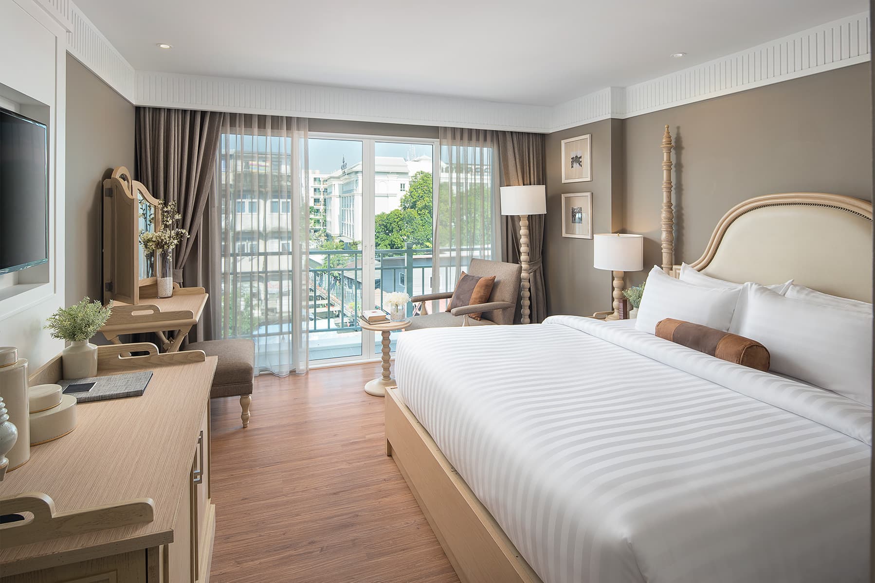 Deluxe room (No Meal)